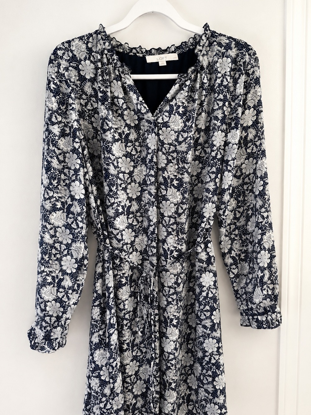 LOFT Navy and White Floral V-Neck Long Sleeve Dress